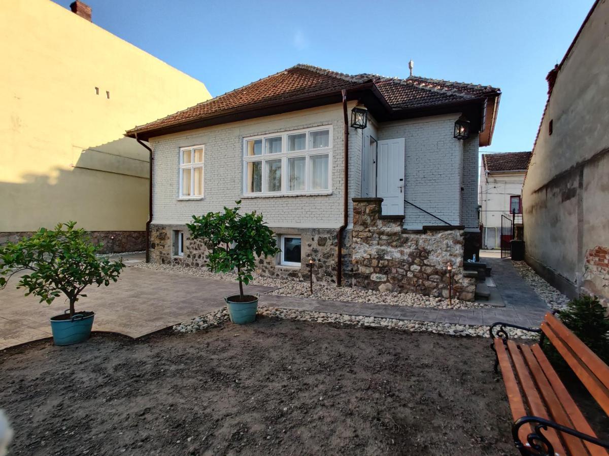 Vila Orient Hunedoara Dış mekan fotoğraf